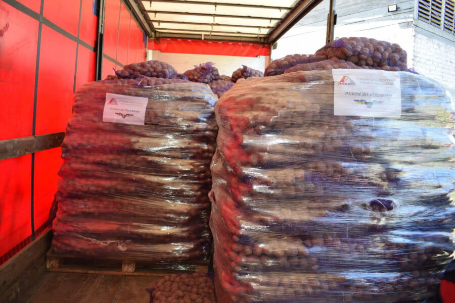На Полтавщині громада отримала гумдопомогу 23,5 тони високоврожайної картоплі