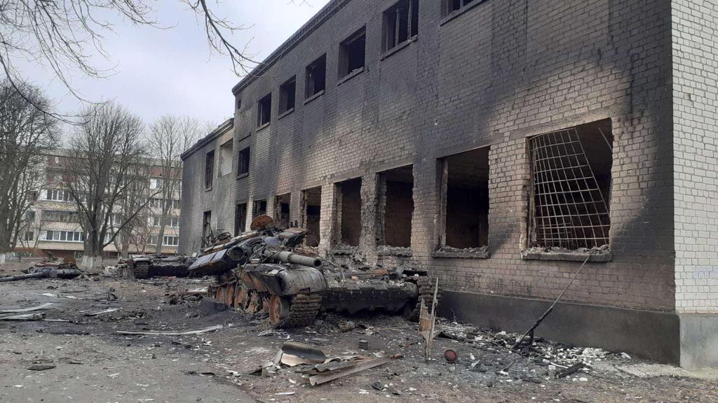 Зруйнована російською армією сільська школа
