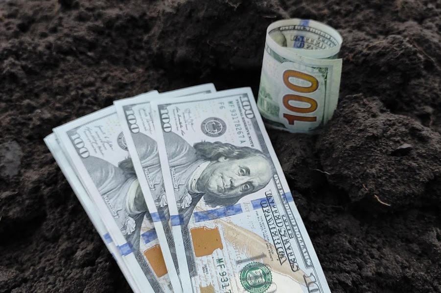 Як підготувати земельну ділянку до продажу 2026: документи, орендар та покроковий гайд