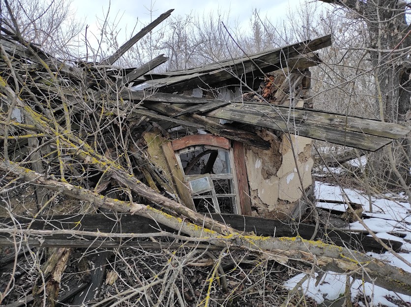 Покинута хата в селі Степове