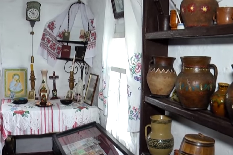 У селі Полянка створили автентичний музей