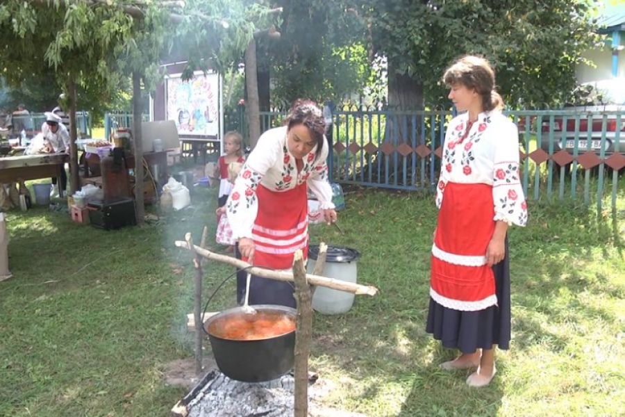 На Чернігівщині пройшов фестиваль борщу