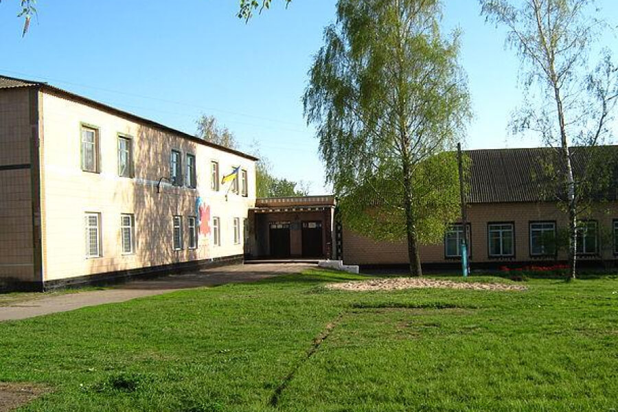 У громаді на Полтавщині закрили три сільські школи