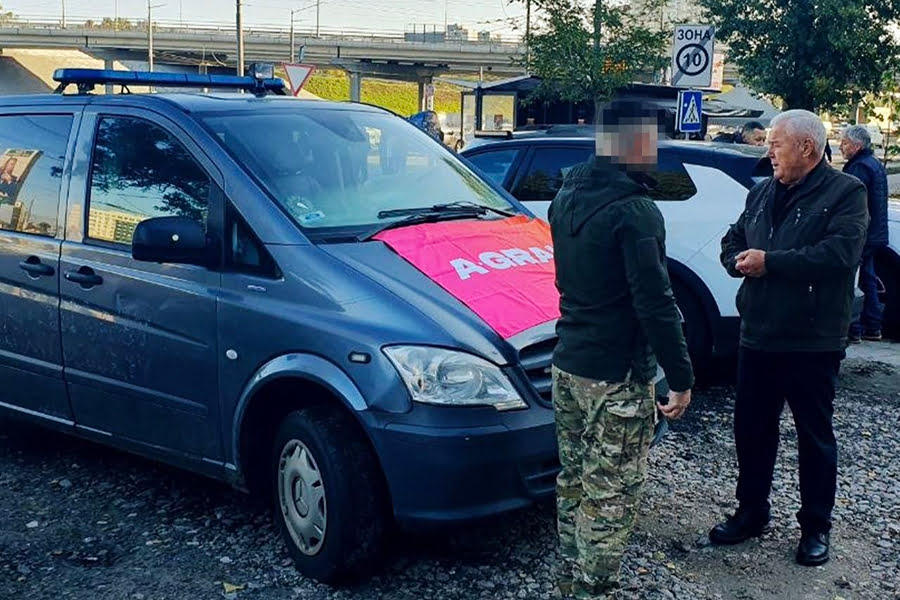 БФ Агрейн відправив два автомобілі захисникам на Покровськ та Харківщину 