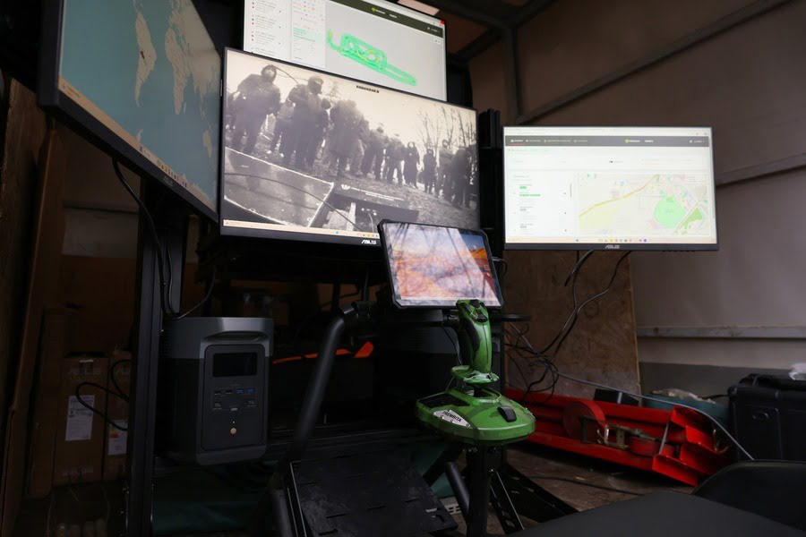 Тестування дрона для розмінування