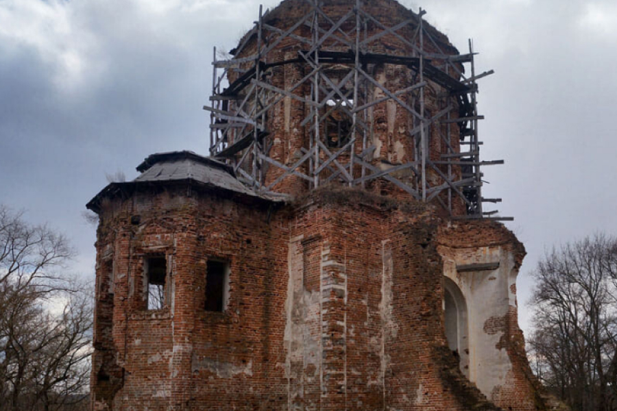 На Чернігівщині занепадає храм Івана Мазепи