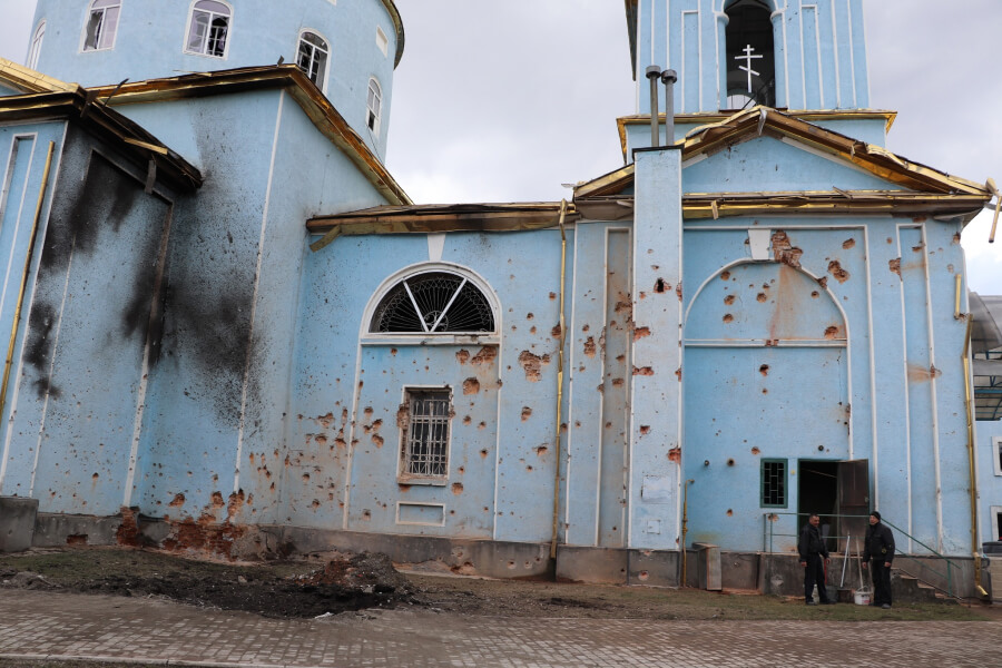 На Харківщині російські снаряди пошкодили церкву