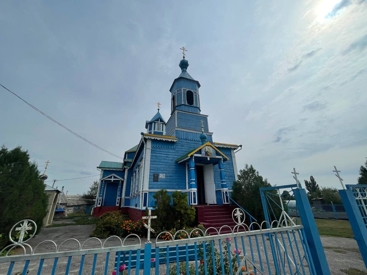 Церква в селі