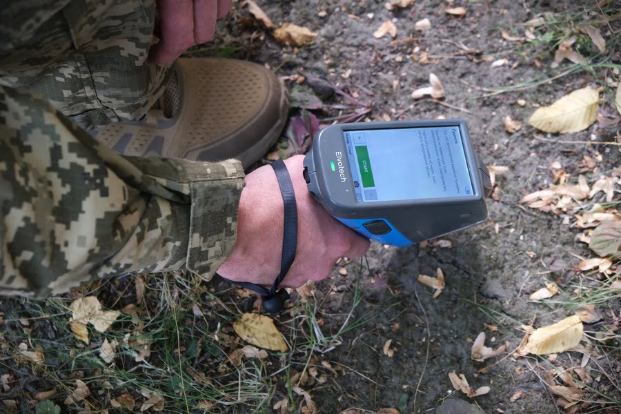 Пристрій для аналізу ґрунту