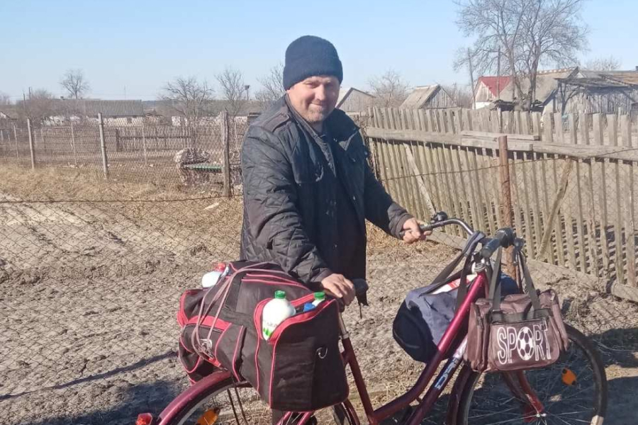 На Рівненщині фермер активно підтримує українських захисників
