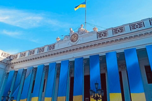 Зеленський доручив перевірити факти з петиції про створення військової адміністрації в Одесі