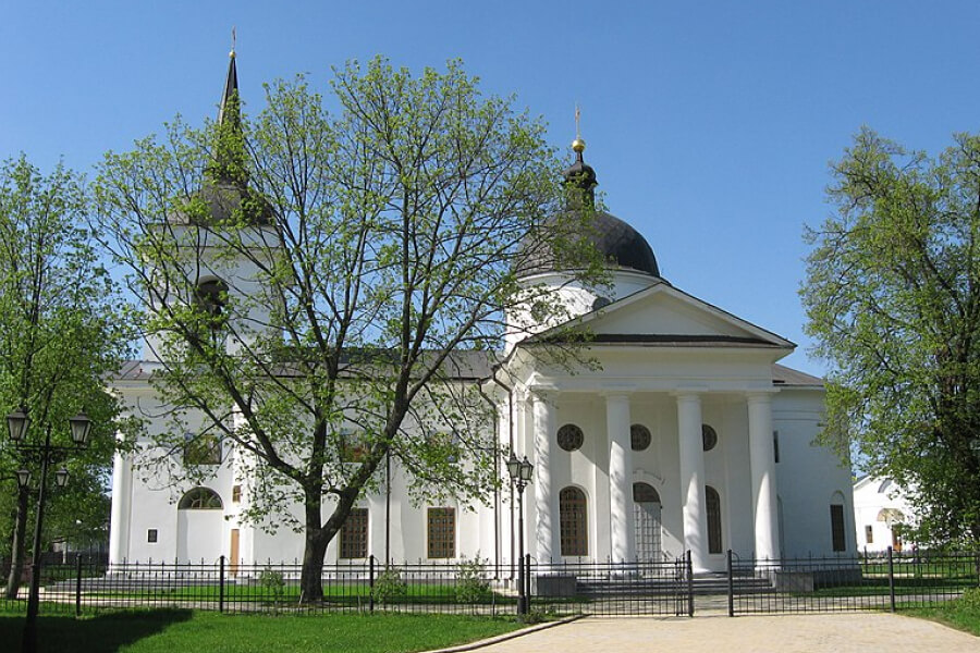 Воскресенська церква у Батурині