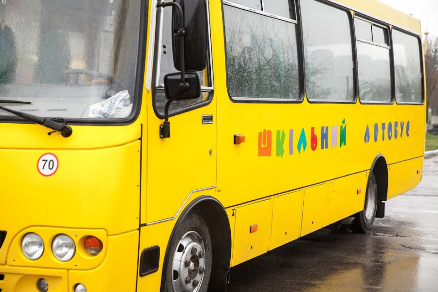 На Черкащині громада отримала новий шкільний транспорт
