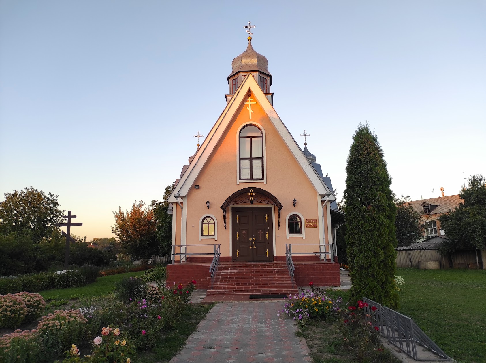 Хресто-Воздвиженський храм ПЦУ у Срібному